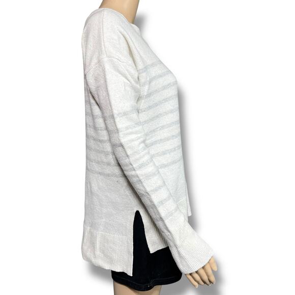 GAP Womens Pullover Knit Sweater Striped Wool Blend Long Sleeve White Gray - Picture 2 of 7